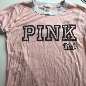 VS Pink T-shirt’s